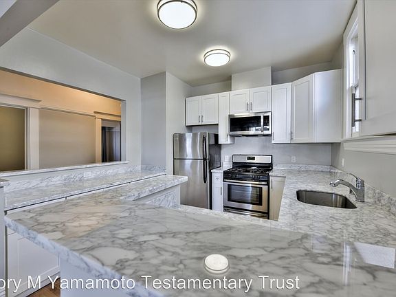 3rd image of 75 Palm Ave APT 3