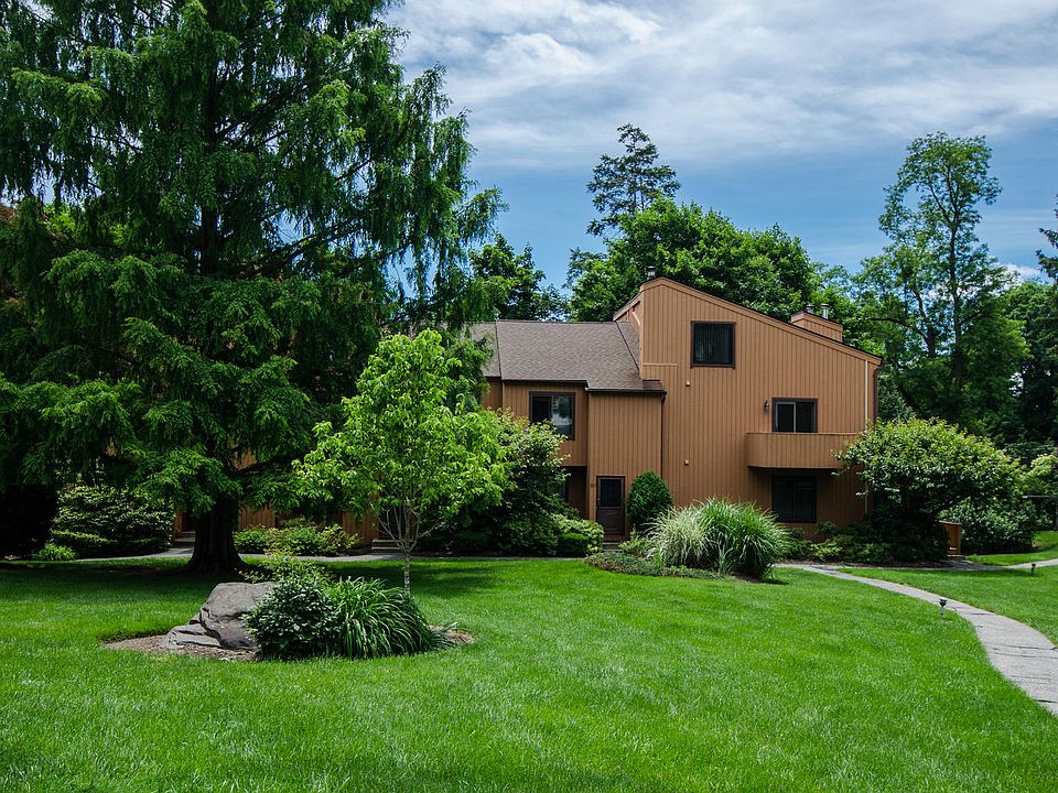 1st image of 59 Hudson View Hl #59
