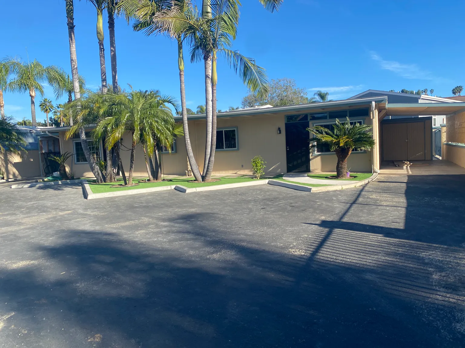 2 bed, 700 sqft, $2,800 — Photo 3