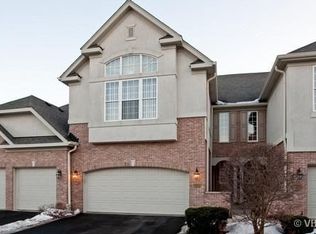 1223 Ashbrook Ct, Darien, IL 60561