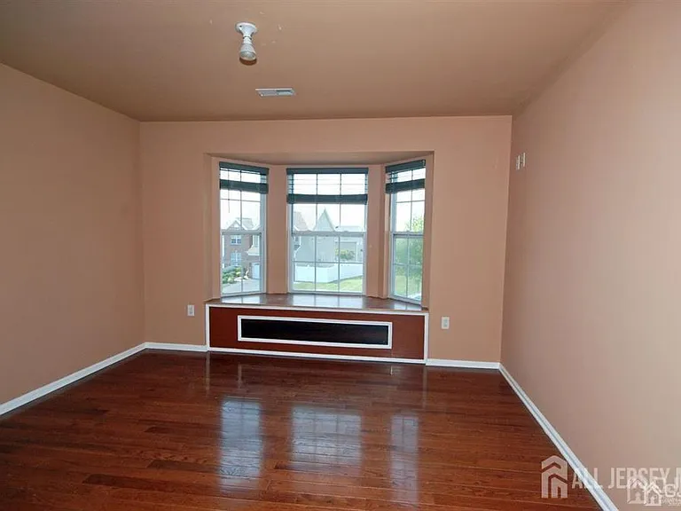 41 Fritz Dr — Photo 23
