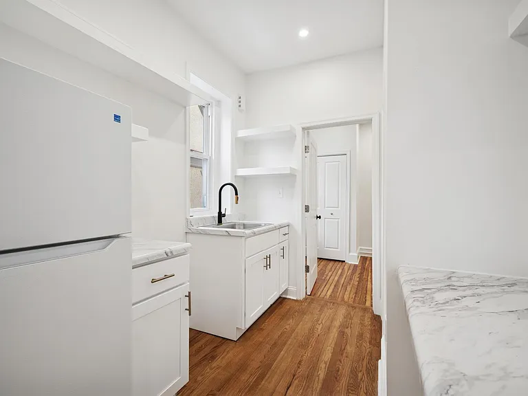 236 W Harvey St #B25 — Photo 17