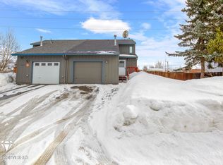 3463 Corona Cir, Anchorage, AK 99517