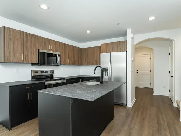 1129 Century Village Ln NE, Rochester, MN 55906