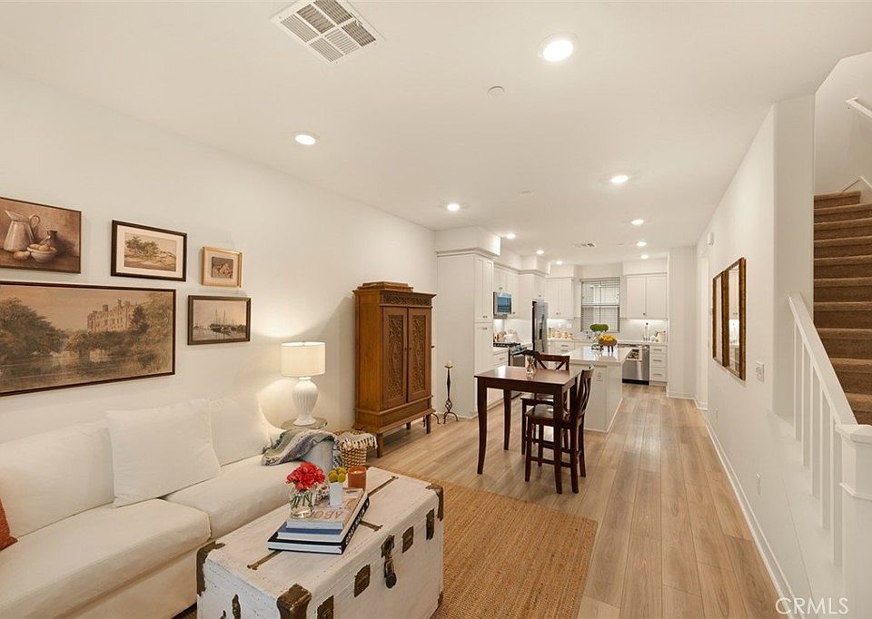 1st image of 192 Juniper Dr