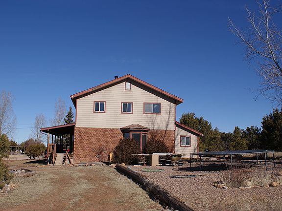 3rd image of 7147 Pair O Dice Rd
