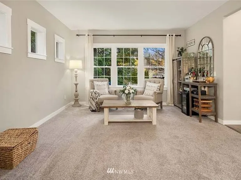 1405 Weaver Way — Photo 8