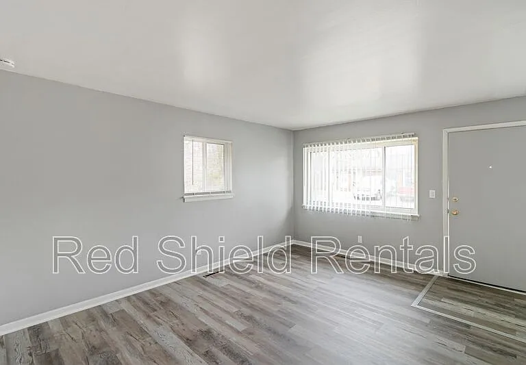 815 George Pl #11 — Photo 10