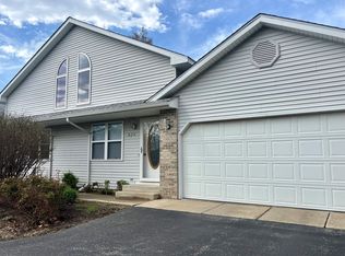 824 E Kahler Rd #824, Wilmington, IL 60481