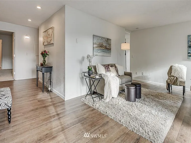 13820 NE 65th St #537 — Photo 6