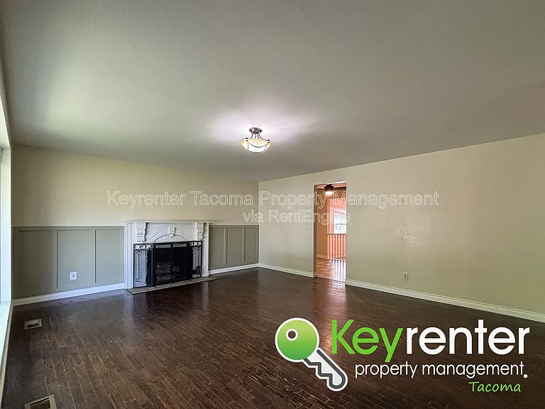 6818 87th St SW — Photo 3