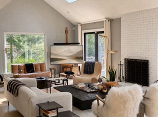 (Undisclosed Address), East Hampton, NY 11937