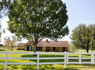 9510 Barnes Rd, Simonton, TX 77476