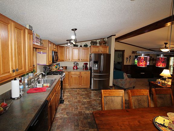 5th image of 2210 Mary Anne Dr