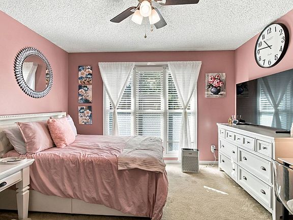 38th image of 5005 Dogwood Cir