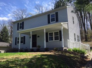 12 Fahnestock Rd, Malvern, PA 19355