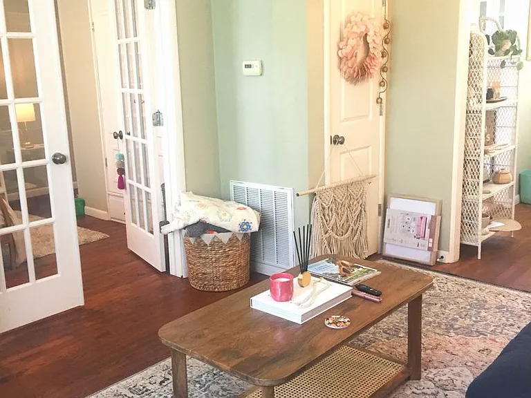 529 N Whitham Ave — Photo 9
