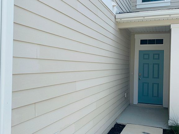 4th image of 94 Pomona Way