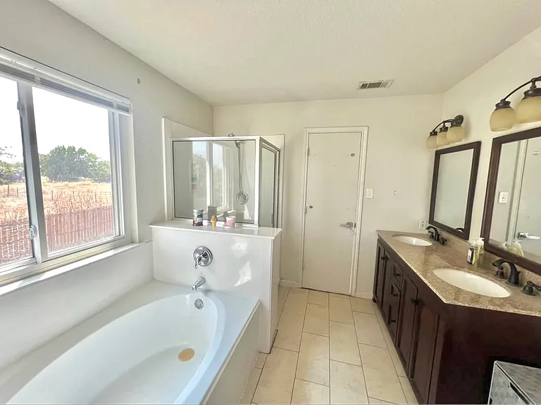 2702 Verbena Loop — Photo 26