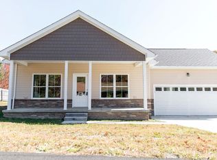 44 Lavender Ln, Moundsville, WV 26041