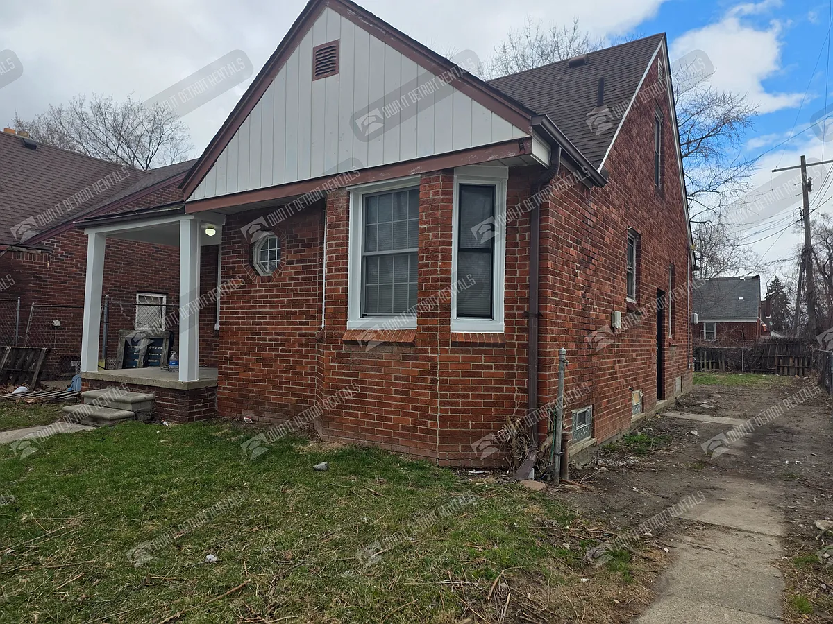 Building Photo - 9526 Prest St