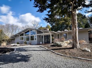 18 Page Farm Rd, Sherborn, MA 01770