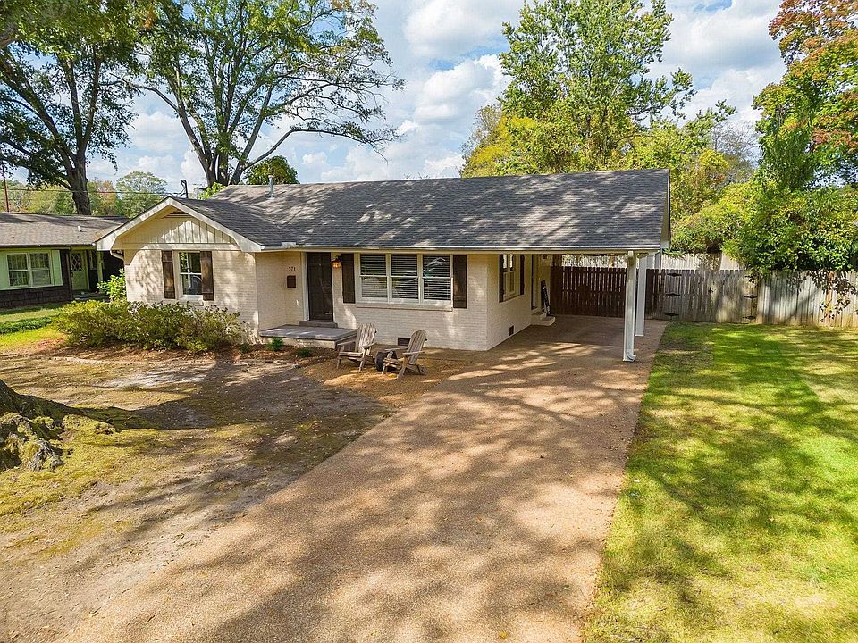 1st image of 571 Westmoreland Pl
