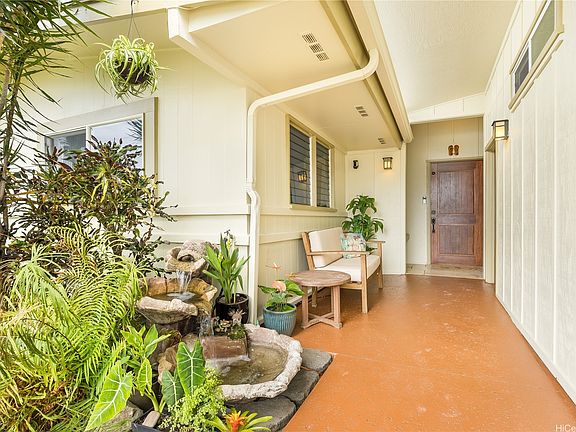 2nd image of 823 Halula Pl