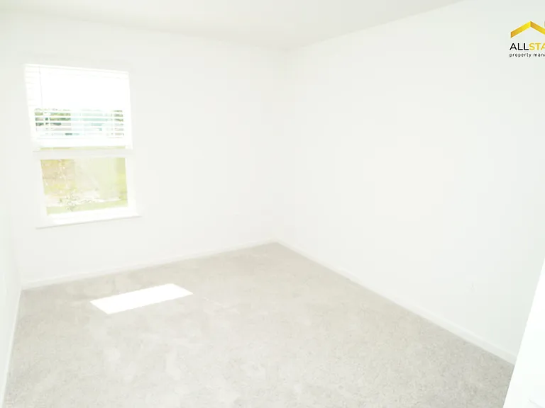 4030 NE 33rd Ave — Photo 24