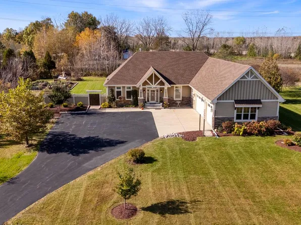 1935 Blacksmith ROAD, Cedarburg, WI 53012