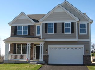 1234 Waterfront Ln, Pingree Grove, IL 60140