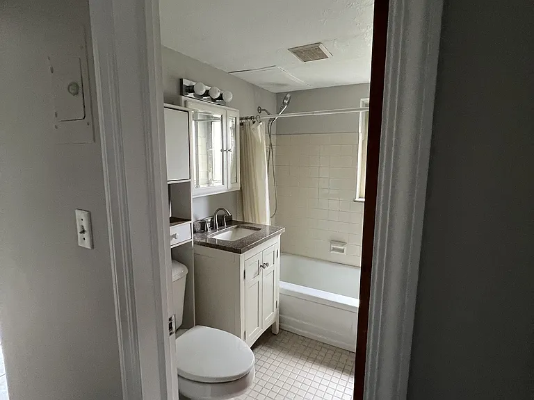 6423 Ridge Rd #1 — Photo 4