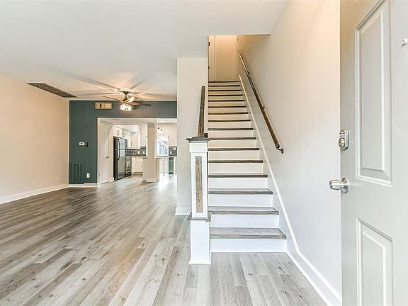 4th image of 14723 Barryknoll Ln APT 96