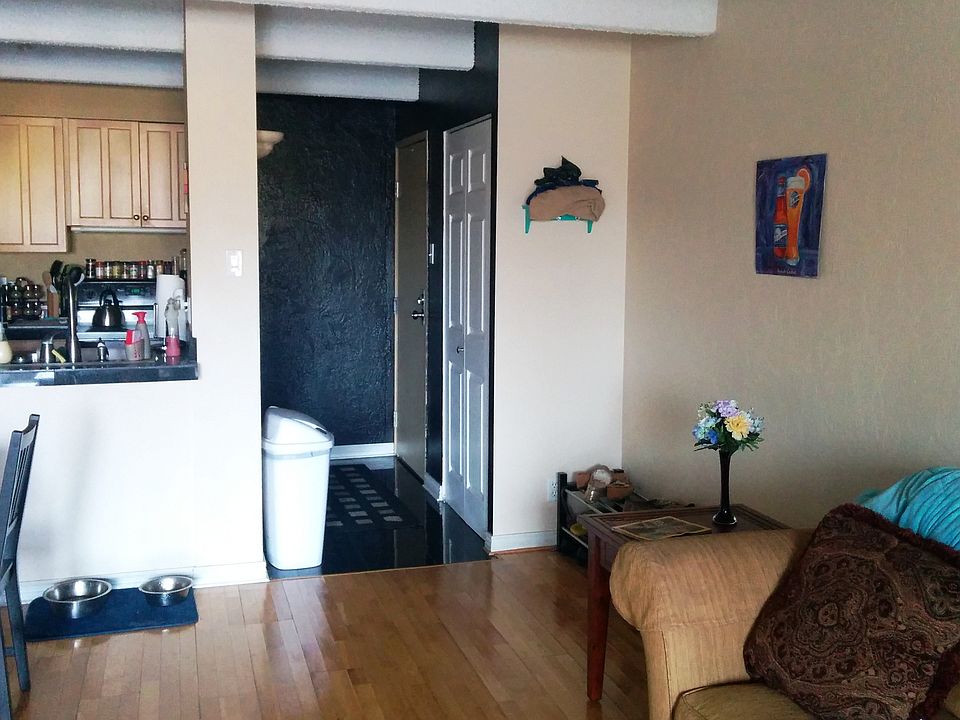 1st image of 1433 N Williams St APT 205