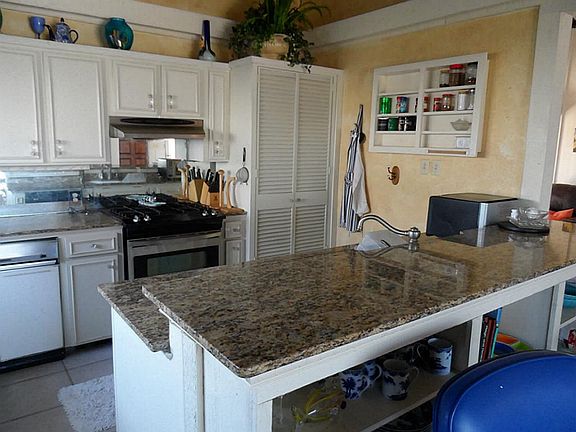 4th image of 2345 Avenue A