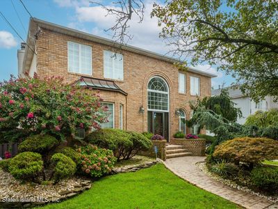 139 Finlay St, Staten Island, NY, 10307