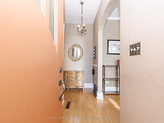 3rd image of 104 Bald St