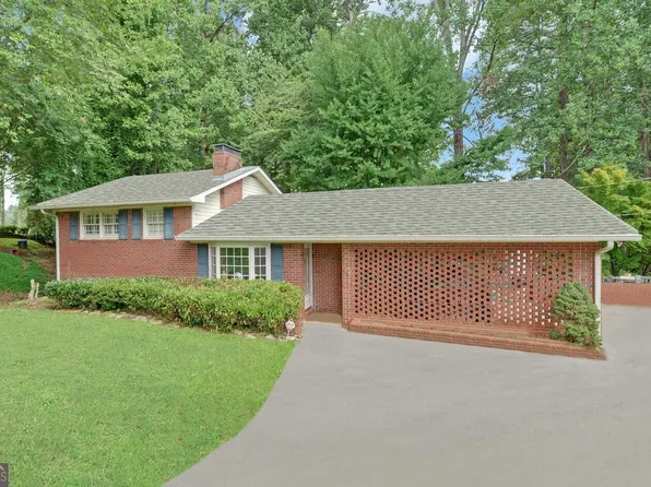 4593 T Moore Rd, Oakwood, GA 30566