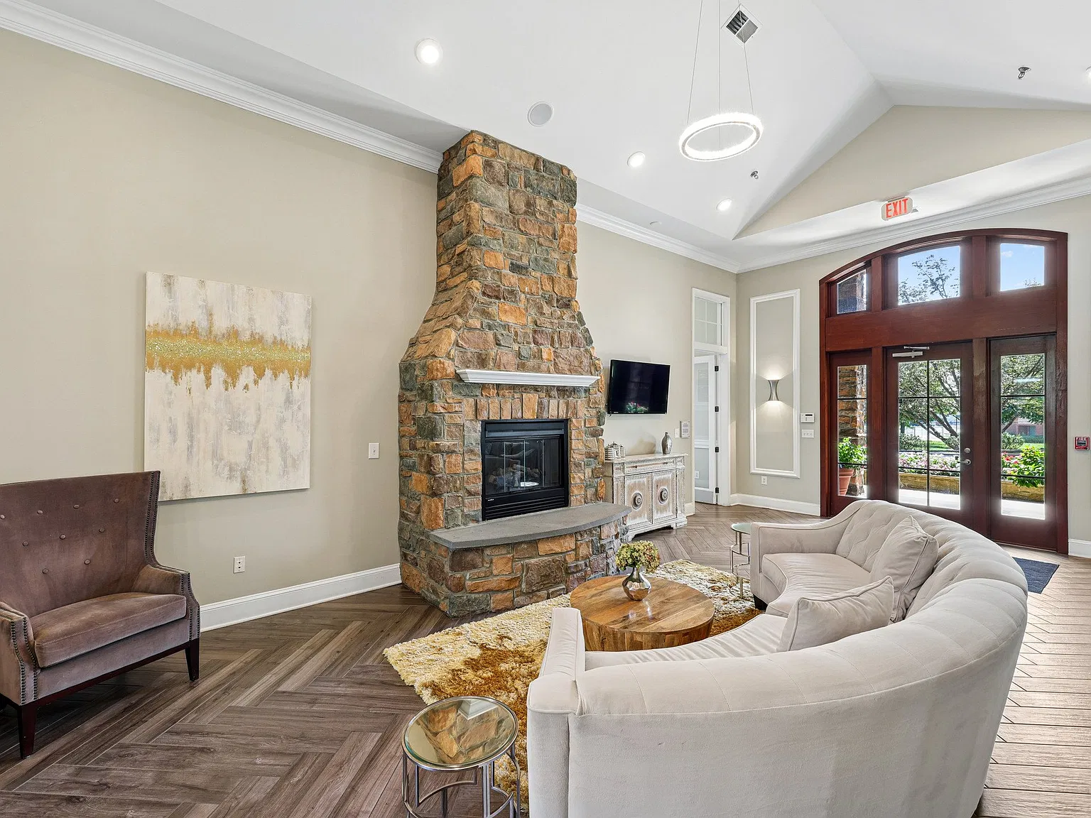 Clearbrook Apartments — Photo 4