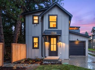 9520 14th Ave NW, Seattle, WA 98117