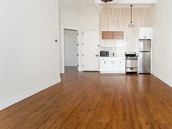 2nd image of 1299 Gates Ave #2A