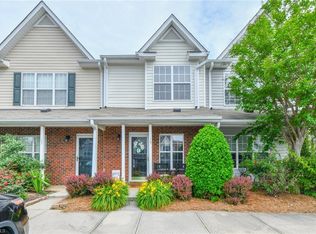 19 Tannenbaum Cir, Greensboro, NC 27410