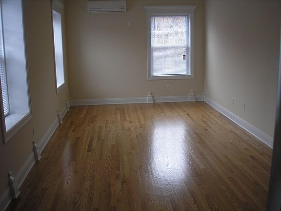 the kitchen is open to the living room, nice and bright!