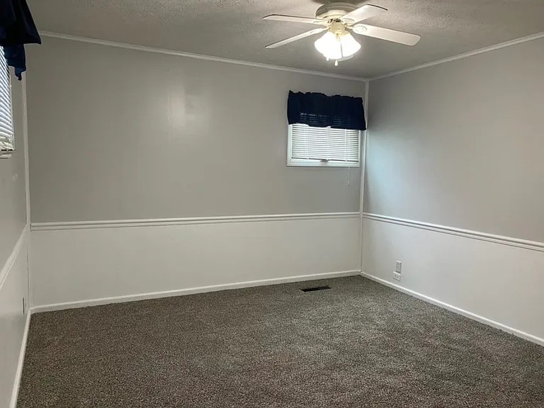 3411 Whitcomb Ave — Photo 29
