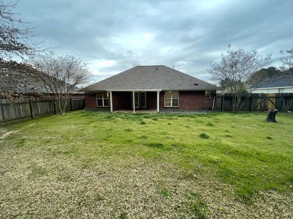 119 Ashton Dr