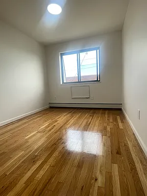 Rented by Compass | media 7