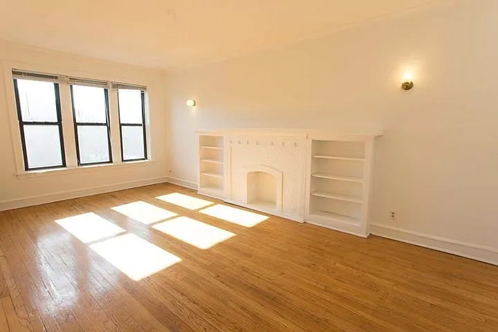 5053 S. Ellis Avenue — Photo 6