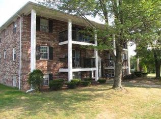 1 Walker Rd APT 4, North Andover, MA 01845