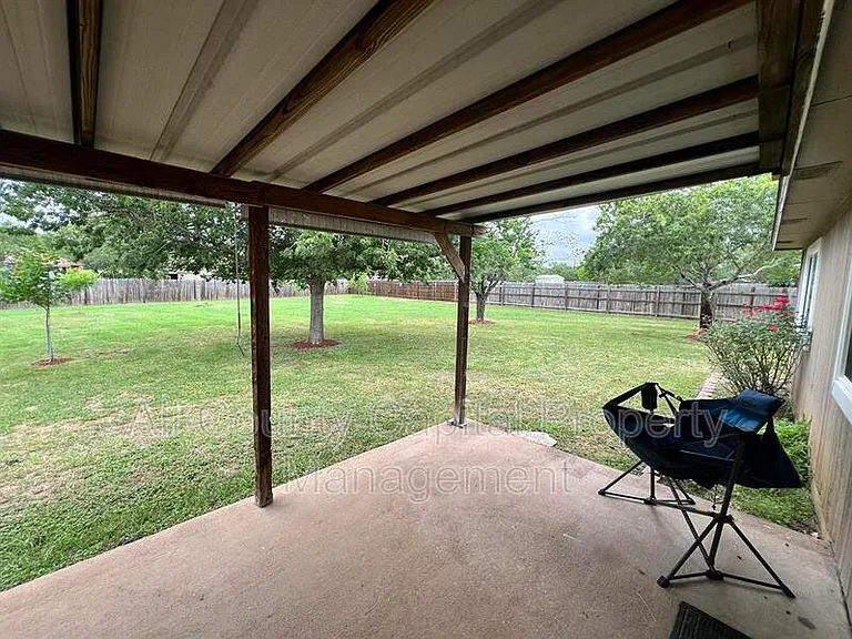 204 Quail Meadow Dr — Photo 22