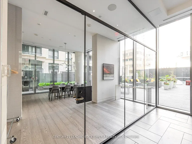 42 Charles St E #2309 — Photo 38